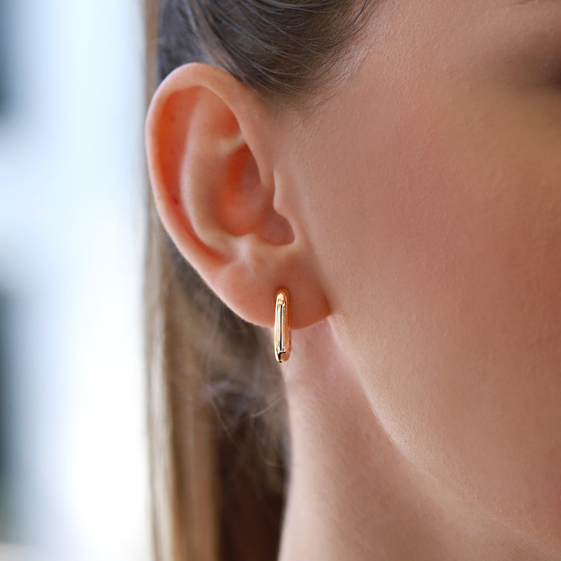 Jewelry Curved Goldens Hoops | Medium Gold Earrings | 14K - earrings Zengoda Shop online from Artisan Brands