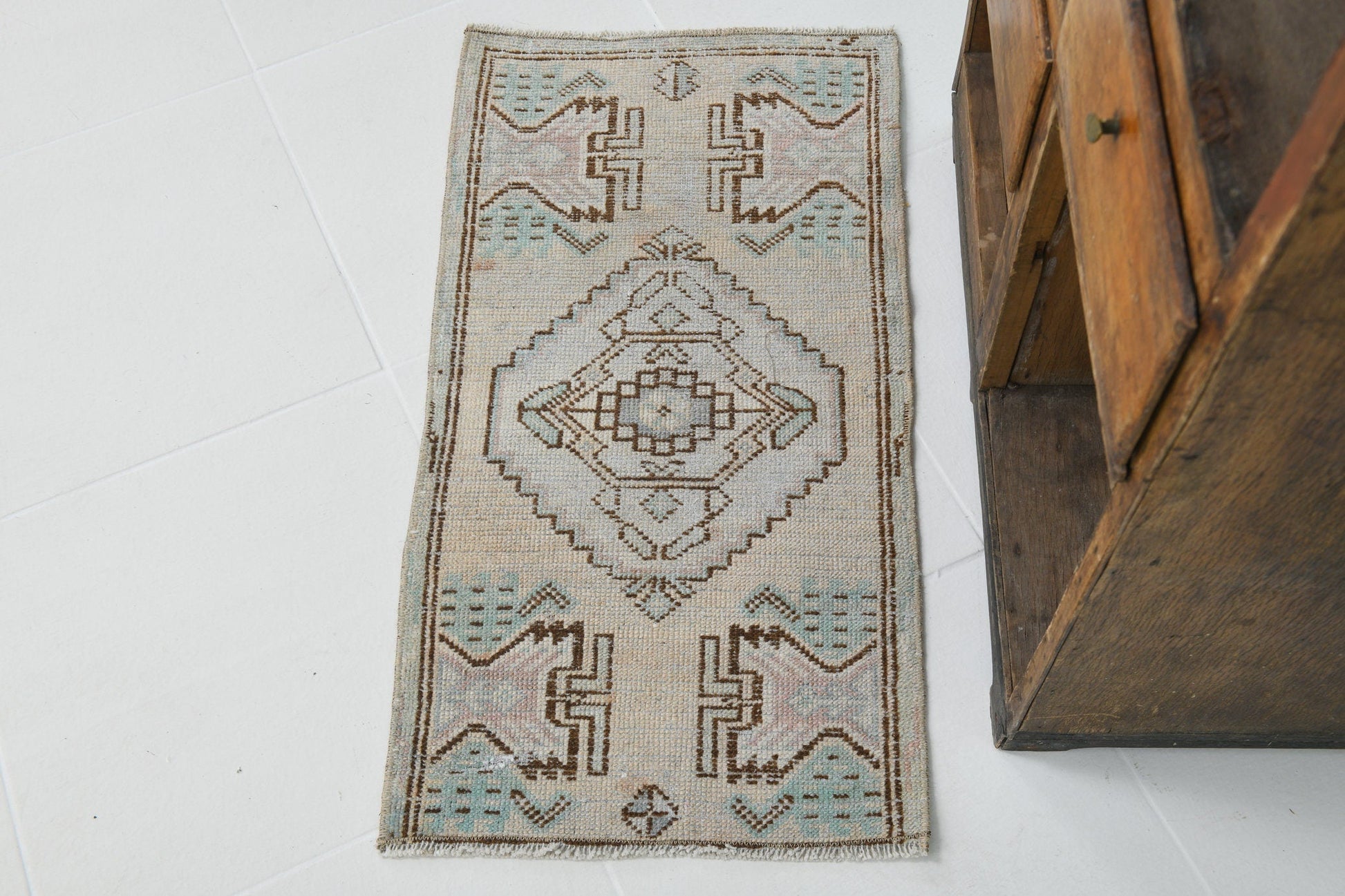 1’ x 3’ Turkish Vintage Doormat - 19647 - Rug Zengoda Shop online from Artisan Brands