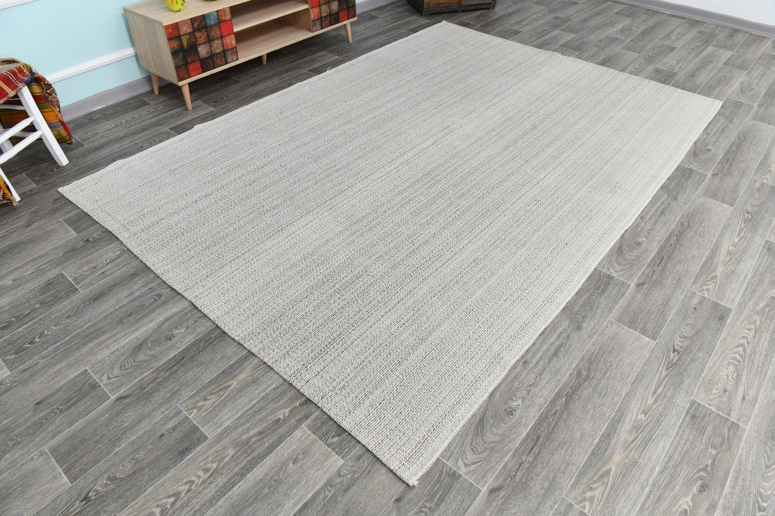 Turkish Flatweave Ethnic Rug 9’9’ x 6’10’