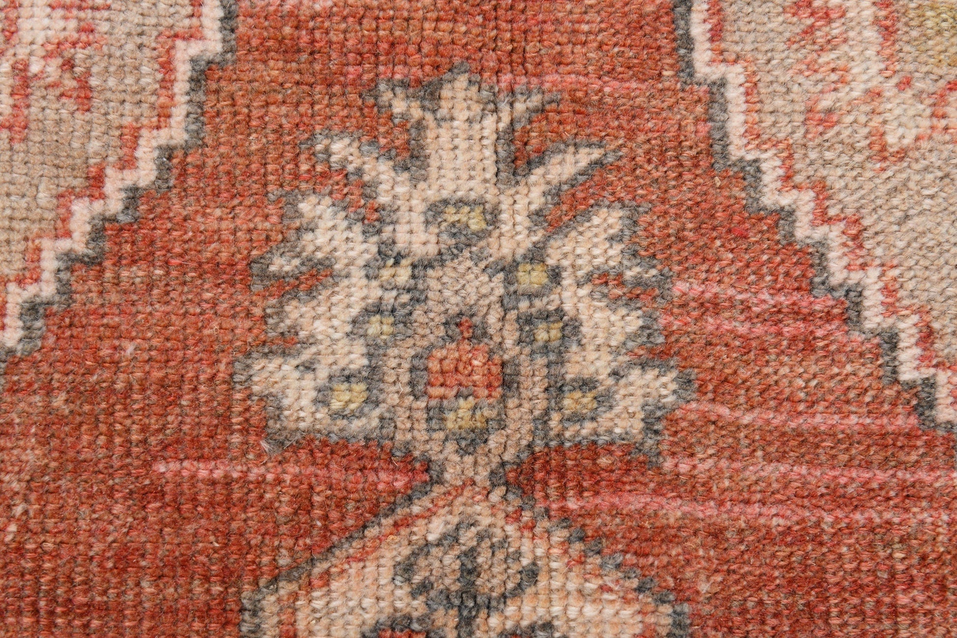 Turkish Vintage Rug 4’3’’ x 7’5’’ ft