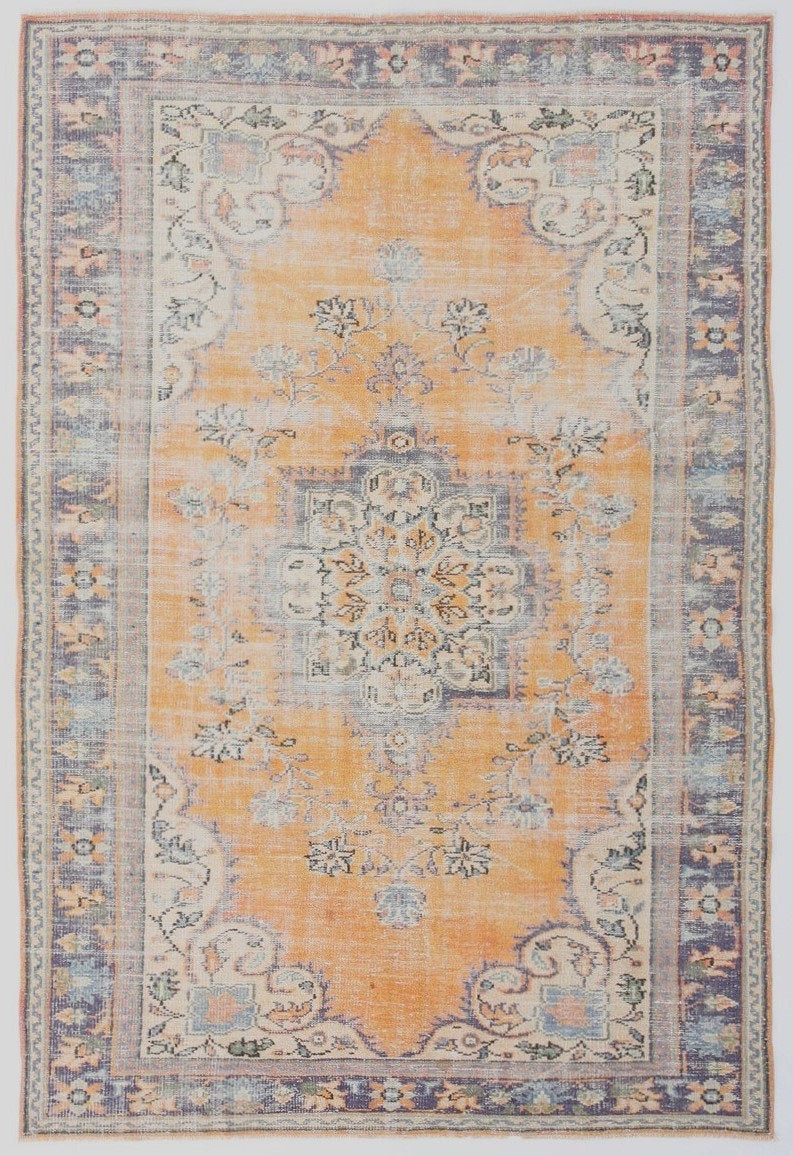 Turkish Vintage Rug  5'11" x 8'12" ft