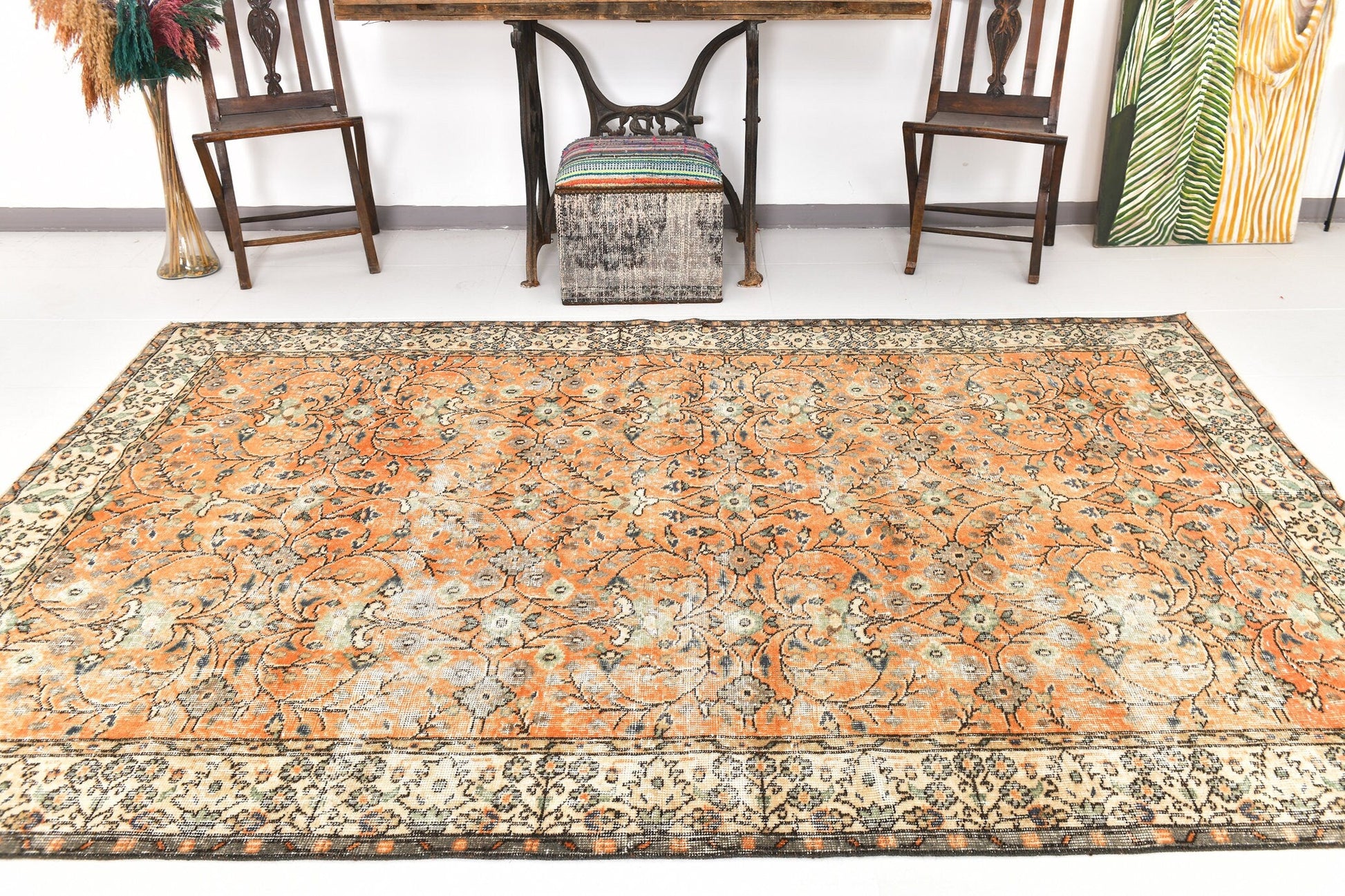 Turkish Vintage Rug  5'12" x 9'3" ft