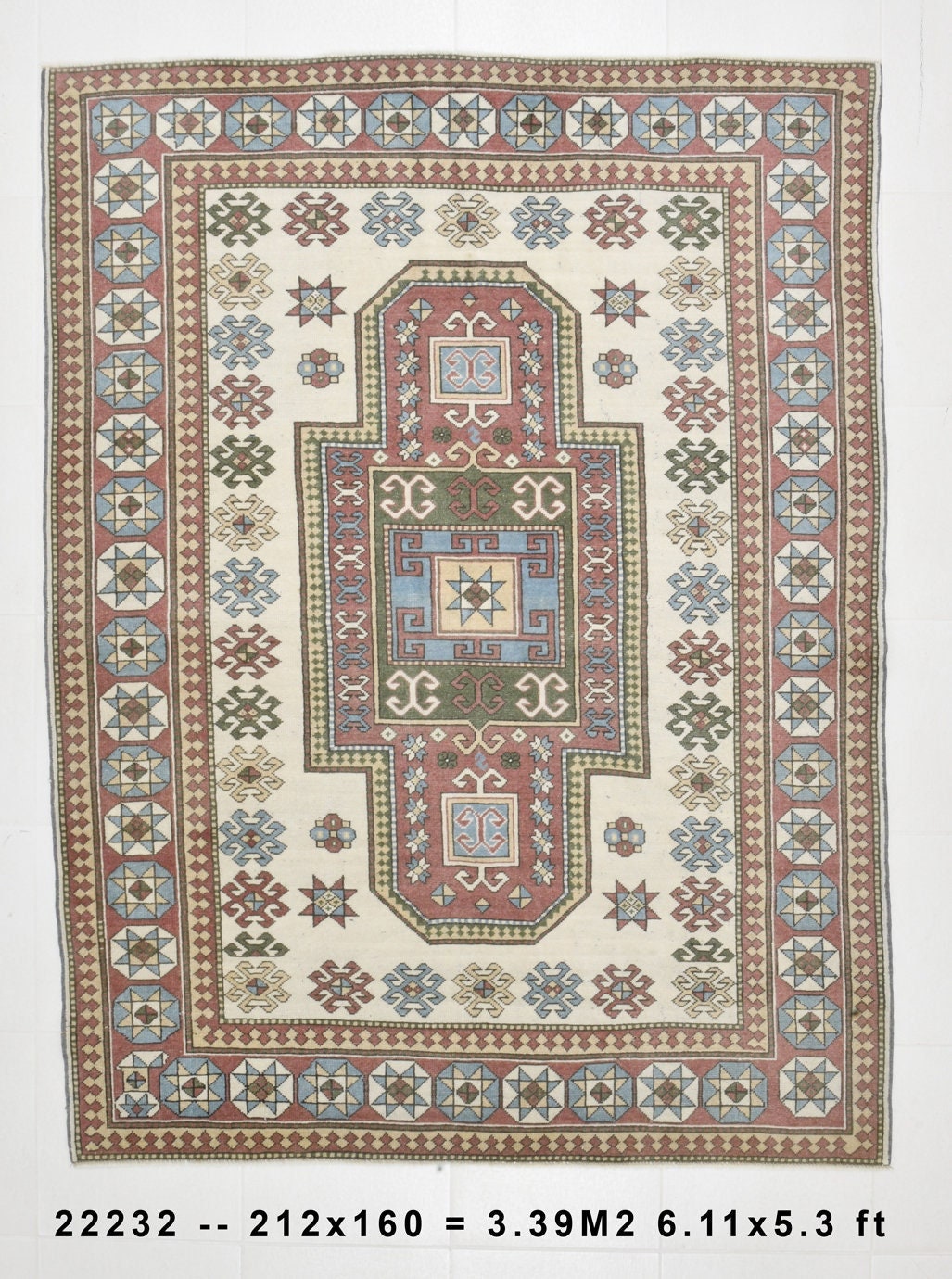 Turkish Vintage Rug  5'3" x 6'11" ft