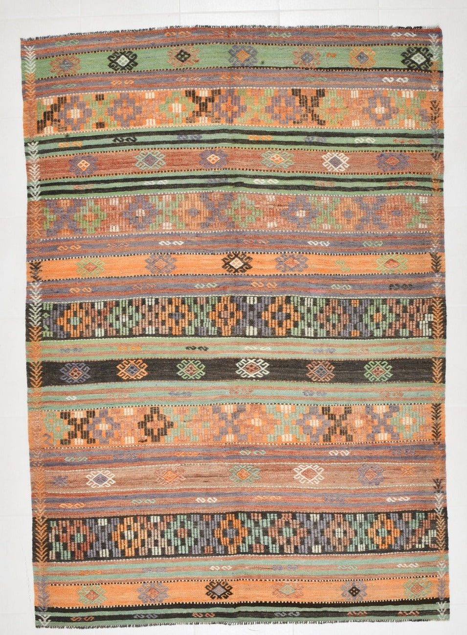 Vintage Kilim Anatolian 5’7’’ x 7’10’’ ft