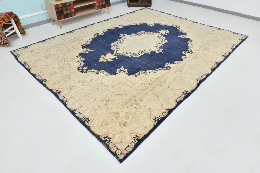 Vintage Persian Style Rug 8’10’ x 11’6’