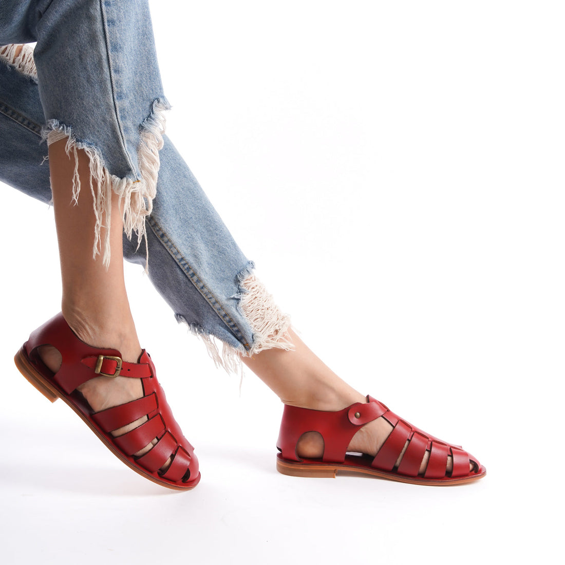 Women’s Closed Toe Red Fisherman Leather Flat Sandals